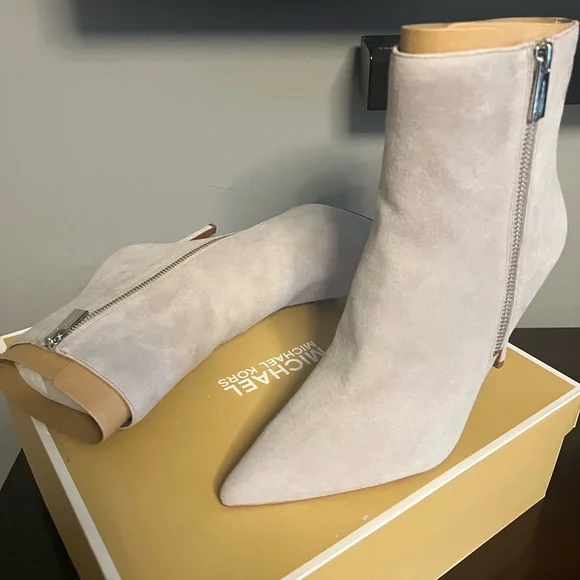 Michael Kors Keke Light Gray Suede Boots - Picture 5 of 9